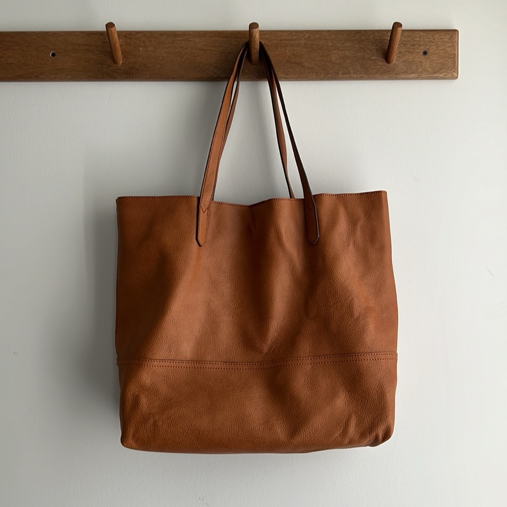 Target Mossimo Vegan Leather Tote Bag with Detachable Wristlet